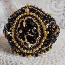 Cleopatra manchet armband geborduurd met zwarte onyx, Swarovski kristallen en rocailles
